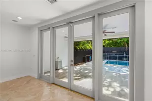 3160 Matilda St, Miami, FL 33133 - Photo 14