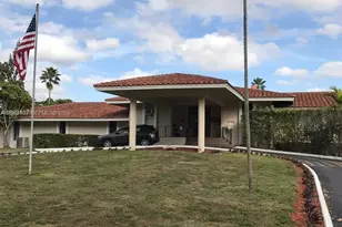 4174 Inverrary Dr, Lauderhill, FL 33319 - Photo 2