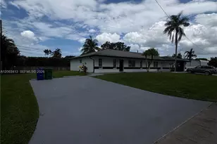 1705 SW 100th Ave, Miramar, FL 33025 - Photo 2