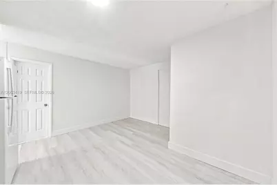 635 SW 7th Ct #APT 4, Miami, FL 33130 - Photo 18