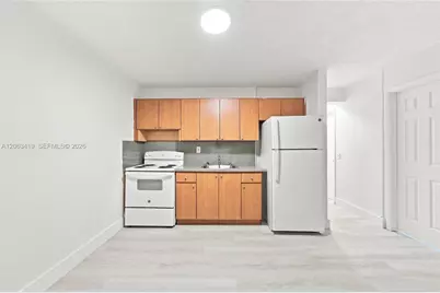 635 SW 7th Ct #APT 4, Miami, FL 33130 - Photo 20