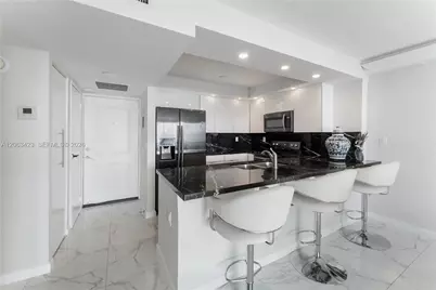100 Bayview Dr #709, Sunny Isles Beach, FL 33160 - Photo 10