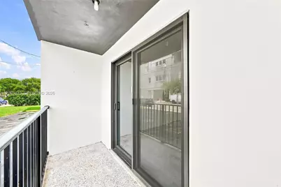 635 SW 7th Ct #APT 5, Miami, FL 33130 - Photo 28
