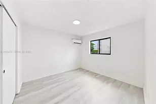 635 SW 7th Ct, Miami, FL 33130 - Photo 24