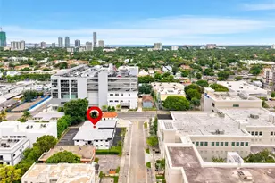 635 SW 7th Ct, Miami, FL 33130 - Photo 8