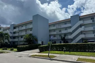 3868 NE 169th St, North Miami Beach, FL 33160 - Photo 8