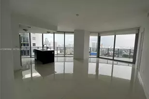 488 NE 18th St, Miami, FL 33132 - Photo 2