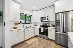 2917 Center St, Miami, FL 33133 - Photo 12