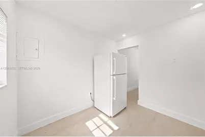 1172 NW 64th St #1172, Miami, FL 33150 - Photo 20