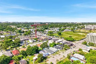 1172 NW 64th St, Miami, FL 33150 - Photo 10