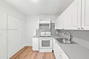 6920 NW 6th Ct, Miami, FL 33150 - Photo 22