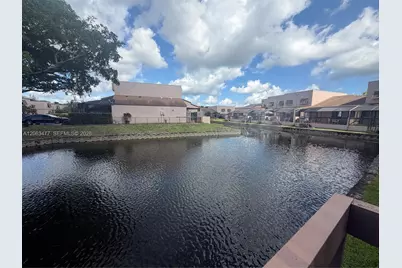 1172 NW 122nd Ter, Pembroke Pines, FL 33026 - Photo 20