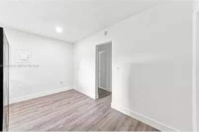 925 NW 69th St #2, Miami, FL 33150 - Photo 20