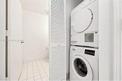 601 NE 36th St #2308, Miami, FL 33137 - Photo 26