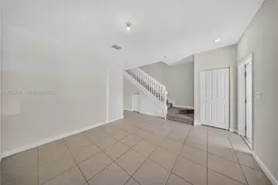 23450 SW 127th Pl, Homestead, FL 33032 - Photo 2