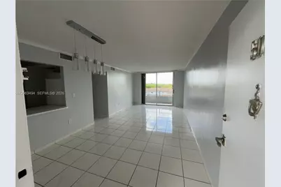 8231 NW 8th St #2-504, Miami, FL 33126 - Photo 4