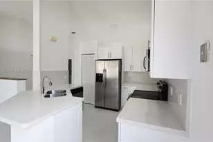 924 Falling Water Rd, Weston, FL 33326 - Photo 6