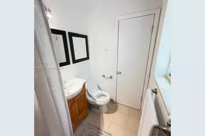 1529 Bayview Dr, Fort Lauderdale, FL 33304 - Photo 30
