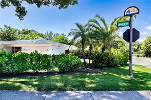 1529 Bayview Dr, Fort Lauderdale, FL 33304 - Photo 8