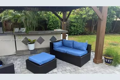1529 Bayview Dr, Fort Lauderdale, FL 33304 - Photo 18