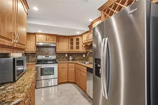 500 Bayview Dr, Sunny Isles Beach, FL 33160 - Photo 8