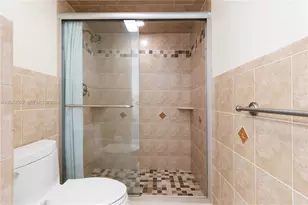 500 Bayview Dr, Sunny Isles Beach, FL 33160 - Photo 44