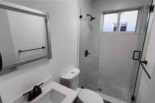 300 74th St, Miami Beach, FL 33141 - Photo 20