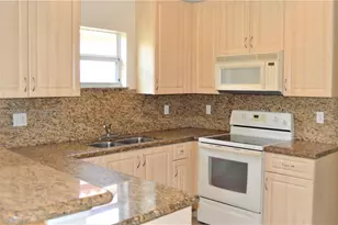 1855 NE 36th Ave, Homestead, FL 33033 - Photo 12