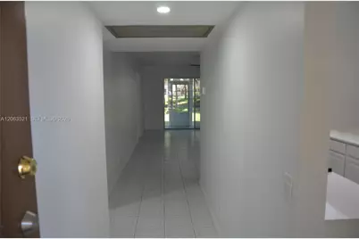 1351 SW 125th Ave #103S, Pembroke Pines, FL 33027 - Photo 12