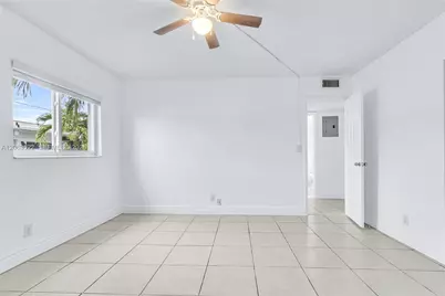 711 NE 2nd Ave #202, Fort Lauderdale, FL 33304 - Photo 14