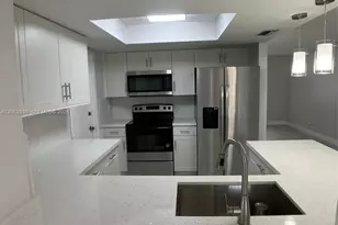 6990 NW 17th St, Margate, FL 33063 - Photo 6