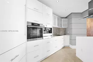 16699 Collins Ave, Sunny Isles Beach, FL 33160 - Photo 4