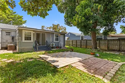 511 NE 110th Ter, Miami, FL 33161 - Photo 36