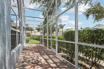 9613 NW 8th Cir, Plantation, FL 33324 - Photo 48