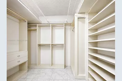 3500 Mystic Pointe Dr #2204, Aventura, FL 33180 - Photo 16