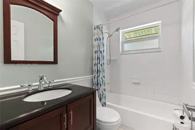 5713 NW 68th Ter, Tamarac, FL 33321 - Photo 30