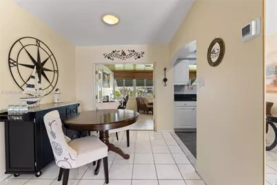 5713 NW 68th Ter, Tamarac, FL 33321 - Photo 12