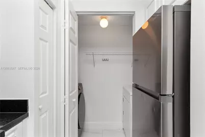 17100 N Bay Rd #1210, Sunny Isles Beach, FL 33160 - Photo 10