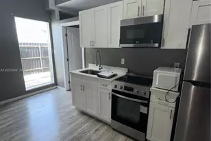 27667 SW 133rd Pl, Homestead, FL 33032 - Photo 4