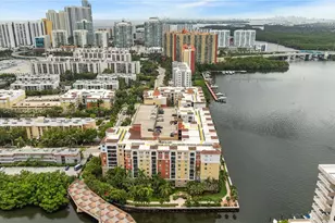 17100 N Bay Rd, Sunny Isles Beach, FL 33160 - Photo 44