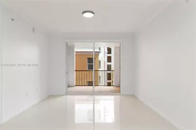 17100 N Bay Rd #1712, Sunny Isles Beach, FL 33160 - Photo 4