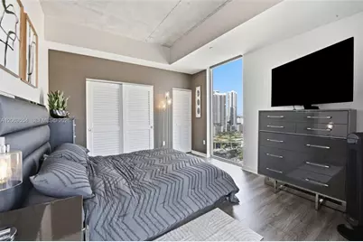 151 SE 1st St #1910, Miami, FL 33131 - Photo 8