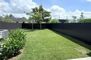 12368 SW 219th St, Miami, FL 33170 - Photo 18