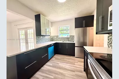 341 N 66th Ave, Hollywood, FL 33024 - Photo 10