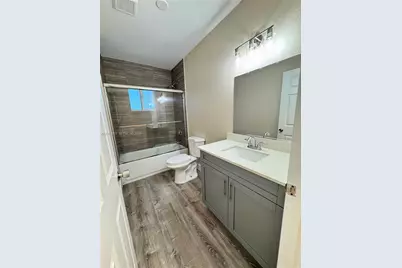 1770 NW 55th St #1, Miami, FL 33142 - Photo 18