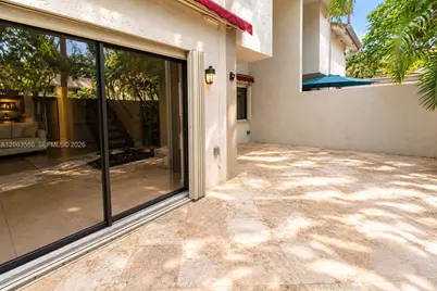 3032 S Oakland Forest Dr #2804, Oakland Park, FL 33309 - Photo 14