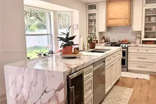 12672 NW 11th Ct, Sunrise, FL 33323 - Photo 2