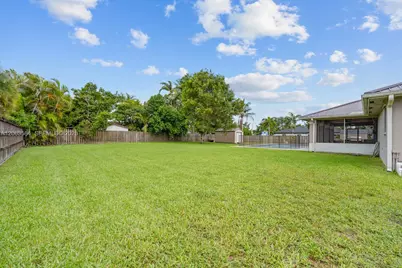 32361 SW 202nd Pl, Homestead, FL 33030 - Photo 40