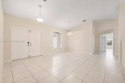 32361 SW 202nd Pl, Homestead, FL 33030 - Photo 2