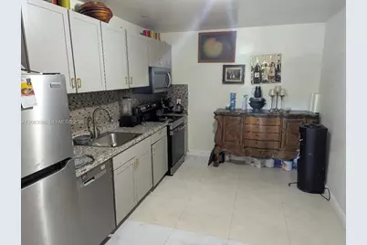 3206 SW 47th Ave, West Park, FL 33023 - Photo 6